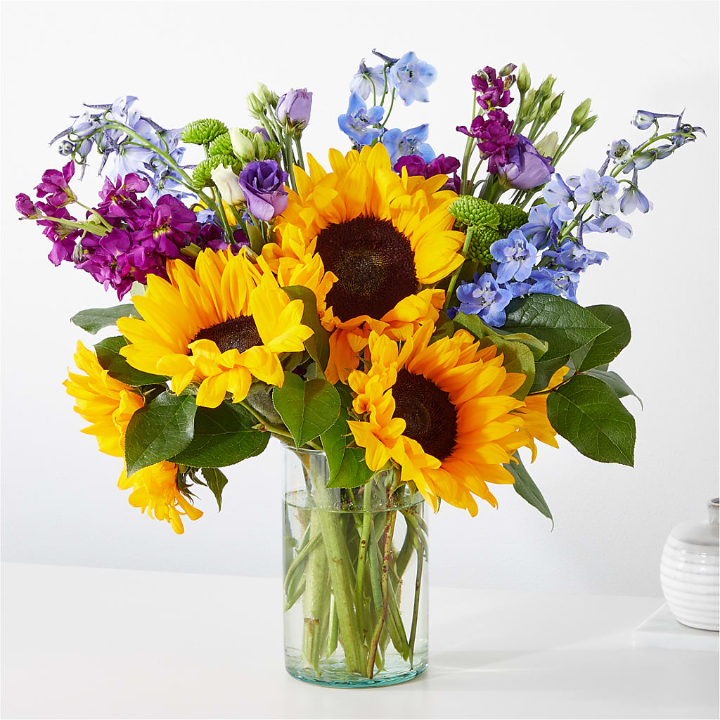 Catching Rays Bouquet – CHARLIE'S FLOWERS & GOURMET BASKETS, Rahway NJ