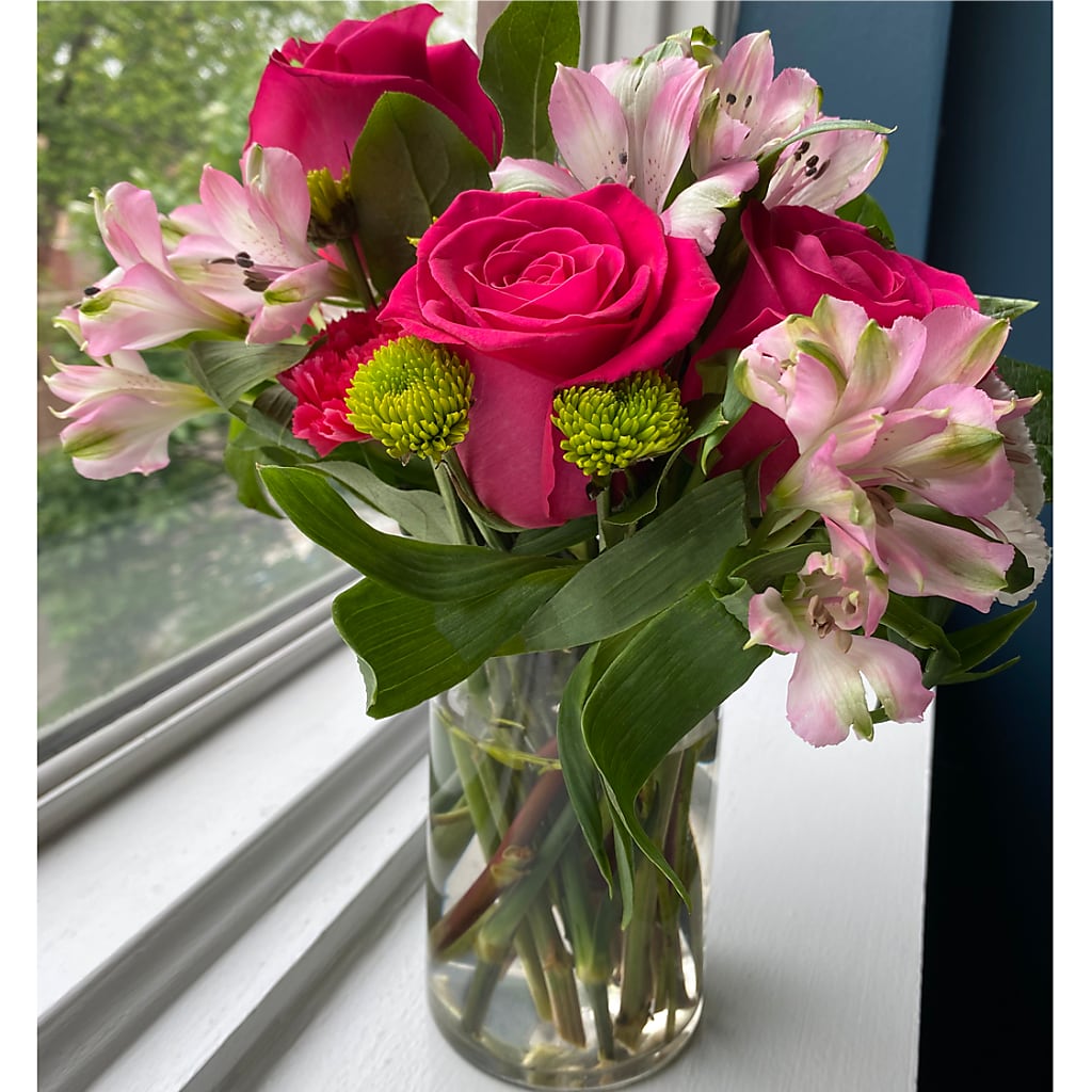 Sweet & Pretty Bouquet – CHARLIE'S FLOWERS & GOURMET BASKETS, Rahway NJ