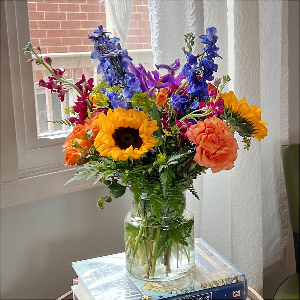 Rays of Life Bouquet – CHARLIE'S FLOWERS & GOURMET BASKETS, Rahway NJ