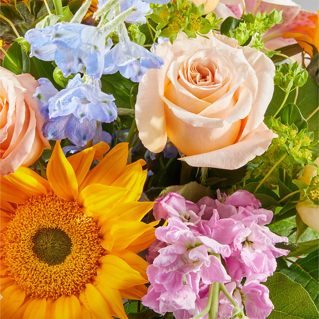 Dreamy Meadows Bouquet – CHARLIE'S FLOWERS & GOURMET BASKETS, Rahway NJ
