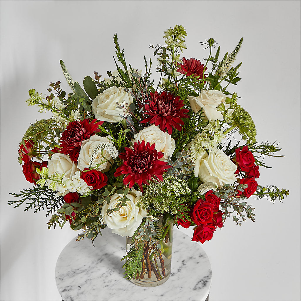 Favorite Traditions Bouquet – CHARLIE'S FLOWERS & GOURMET BASKETS, Rahway NJ