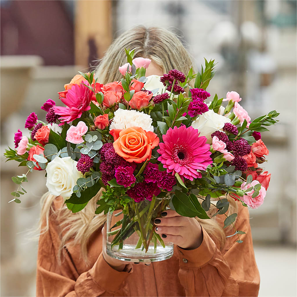 Smell the Roses Bouquet – CHARLIE'S FLOWERS & GOURMET BASKETS, Rahway NJ